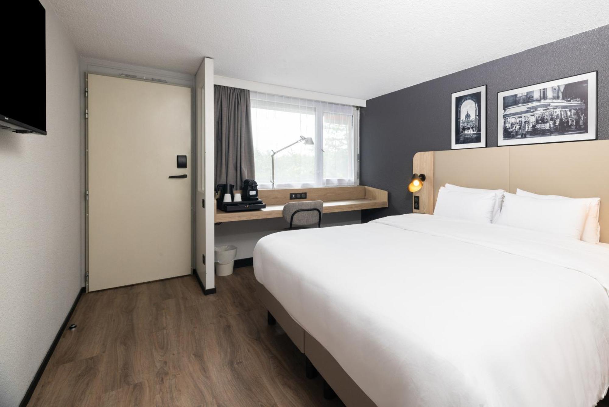 Campanile Les Ulis - Courtaboeuf Hotel Kültér fotó