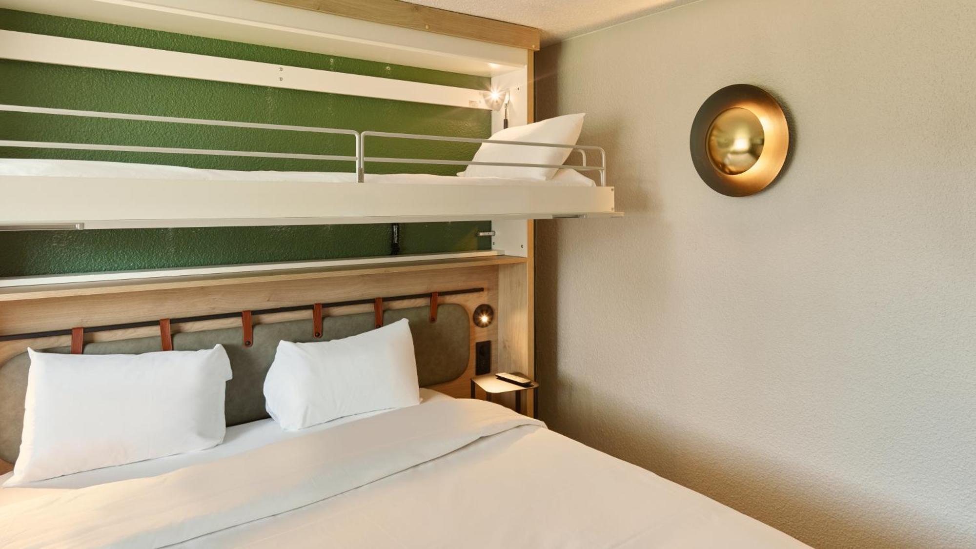 Campanile Les Ulis - Courtaboeuf Hotel Kültér fotó
