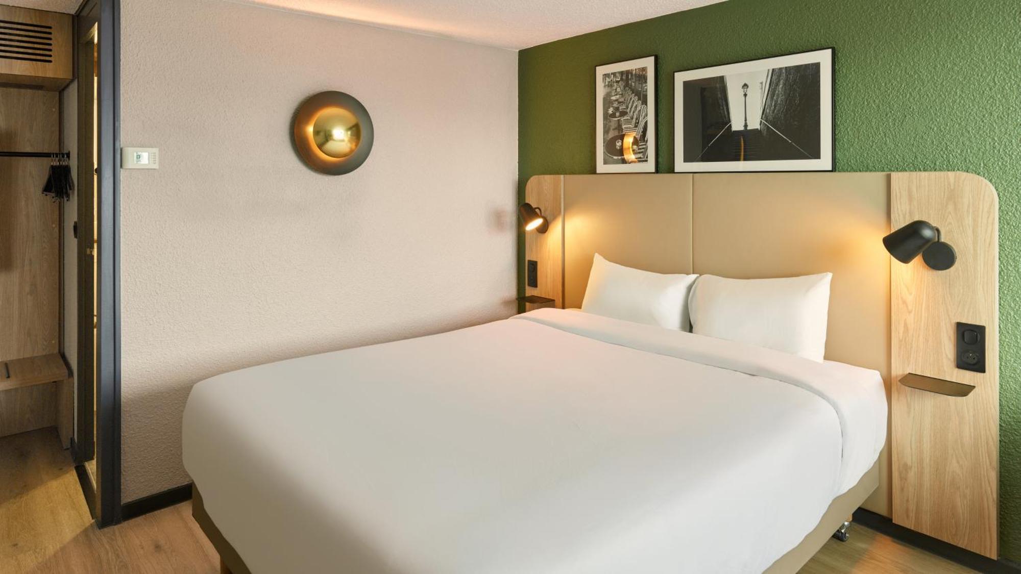 Campanile Les Ulis - Courtaboeuf Hotel Kültér fotó