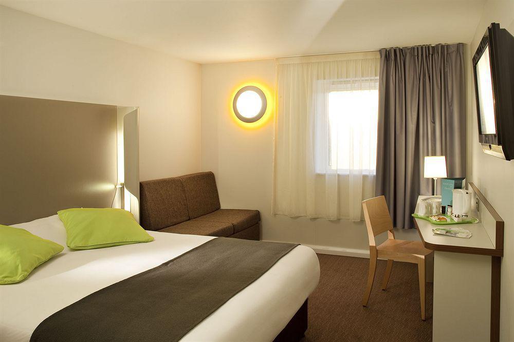 Campanile Les Ulis - Courtaboeuf Hotel Kültér fotó